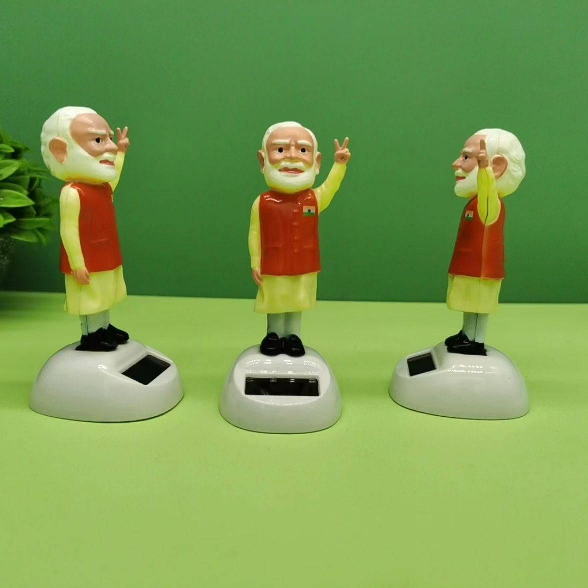 Solar Waving  Statue (Pack of 2)